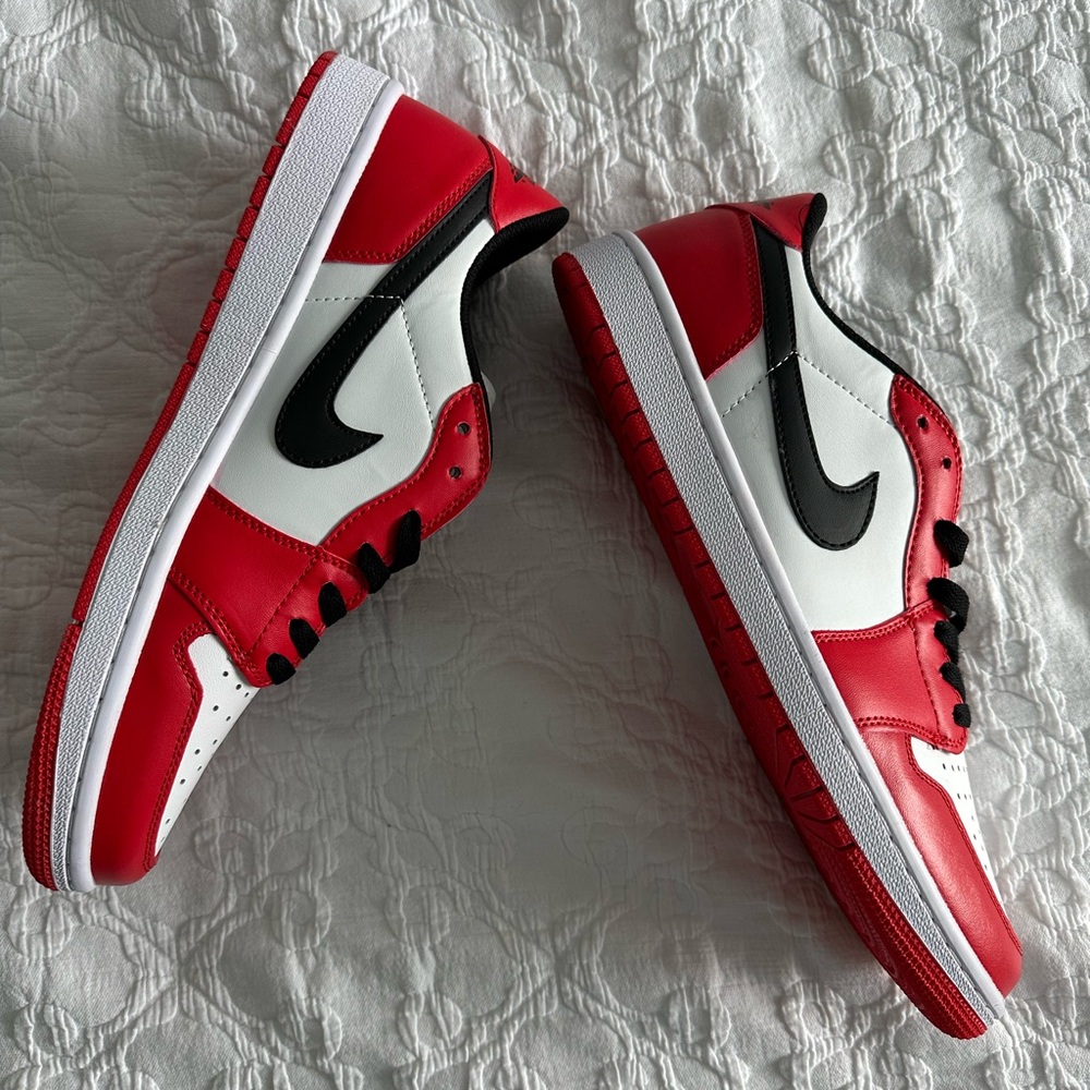 Nike Jordan 1 Low Chicago